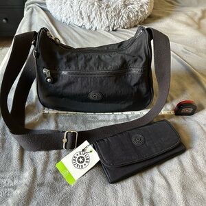 Kipling black bag and wallet